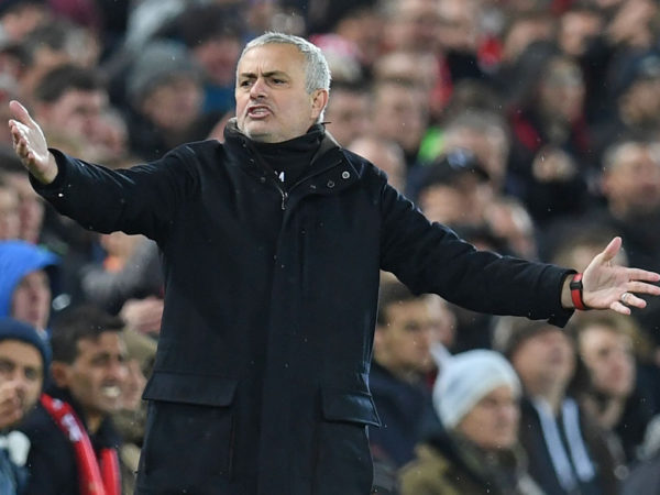 MU xóa sạch mọi dấu vết của HLV Mourinho trong 5 phút