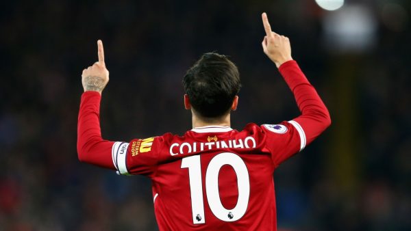 HLV Valverde bảo vệ Coutinho dù anh phạm sai lầm