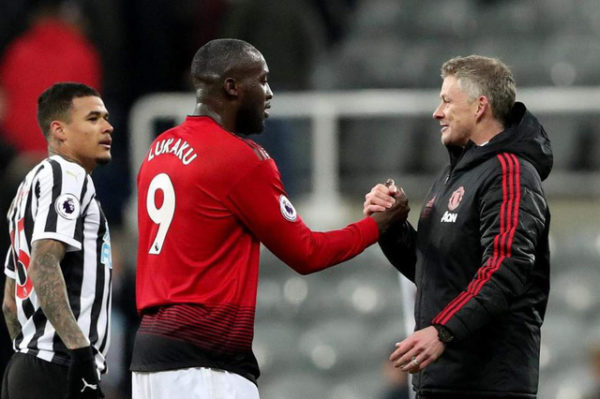 Solskjaer vui mừng sau chiến thắng lần thứ 4 liên tiếp