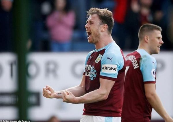 Sao Burnley nói gì sau chiến thắng 2-1 trước Totenham