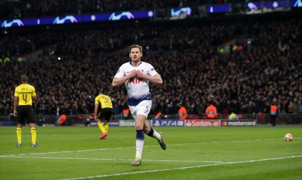 Sao Tottenham vui mừng sau chiến thắng 3-0 trước Dortmund