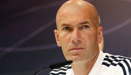 Zidane sẽ ra đi nếu không được toàn quyền chọn cầu thủ